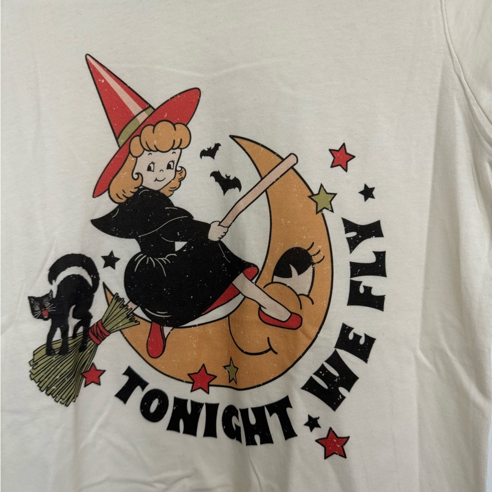 Cute Funny Retro Halloween Witch Broom Tonight We Fly T-Shirt Size 10 12 - Picture 3 of 4